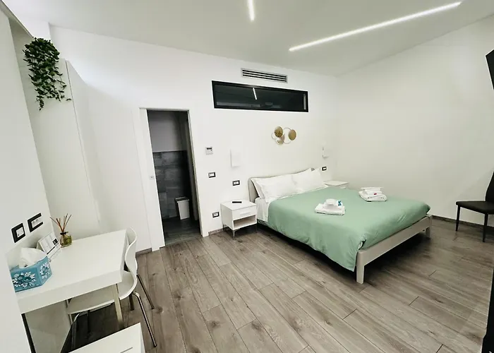 San Saba Street Apartment 52